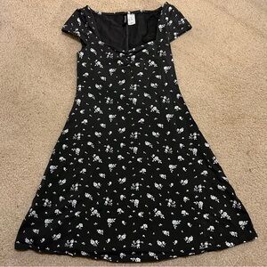 H&M Divided Girls Black Dress with White Floral Design XXS/Girls 10